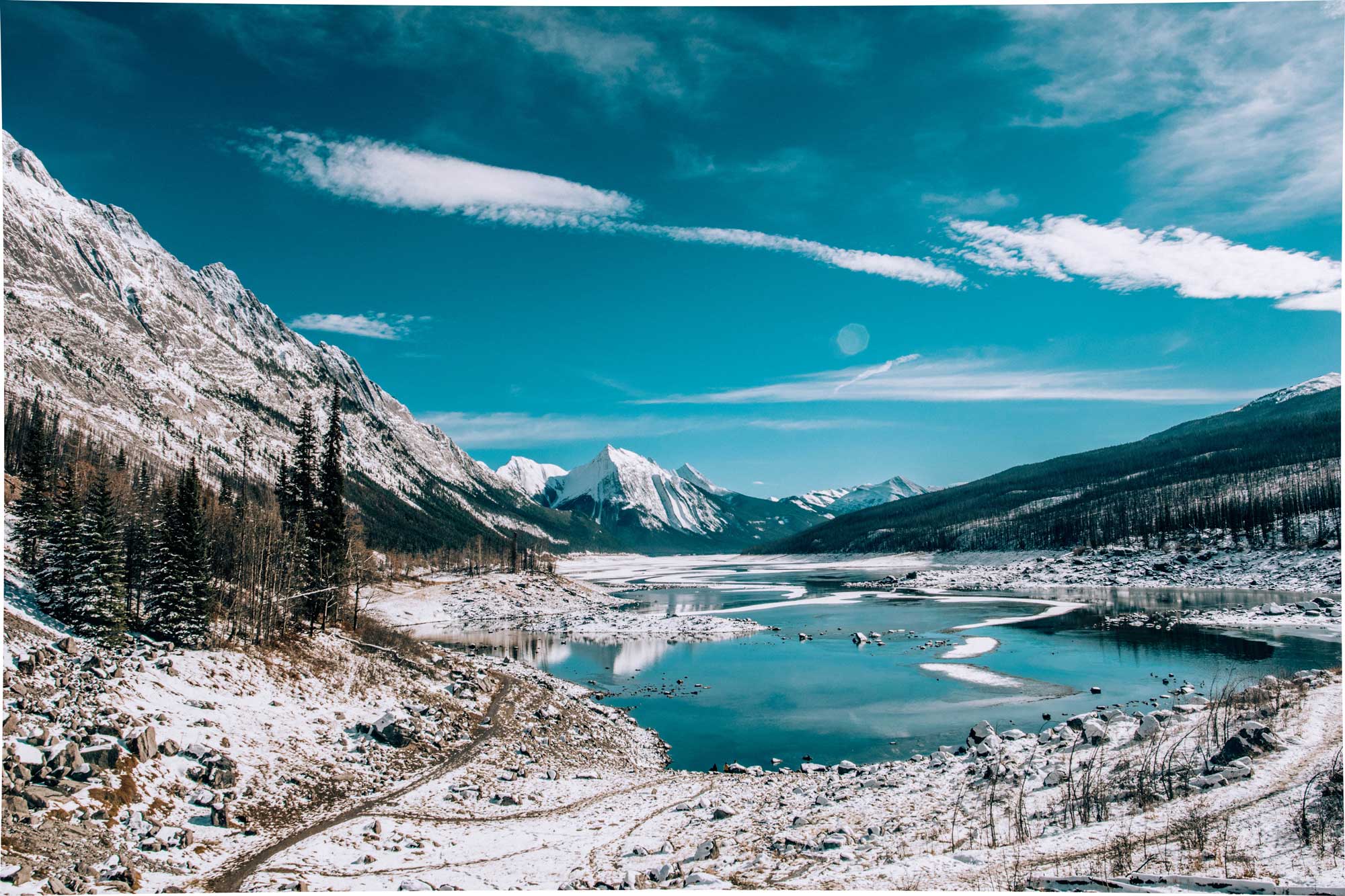 En Route to Maligne Lake, Jasper National Park