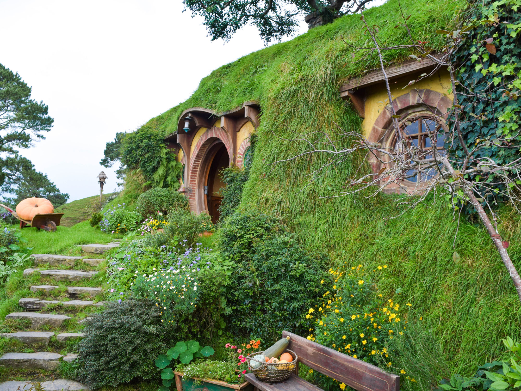 Bag End Hobbiton Movie Set New Zealand